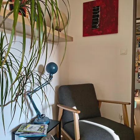 Charming In A Great Location Apartment