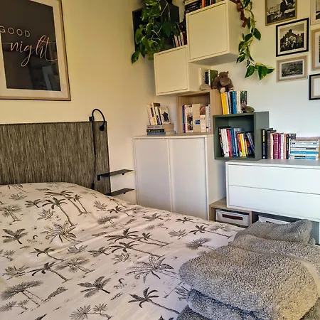 Charming In A Great Location Apartment